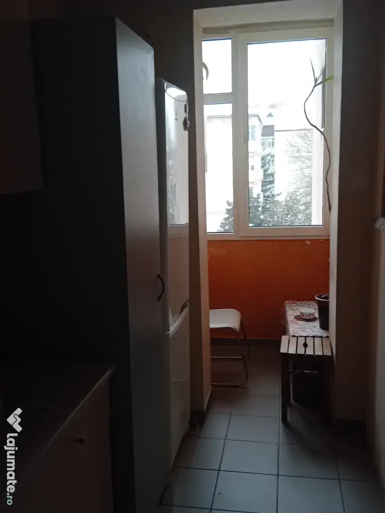 Proprietar, zero comision, inchiriez apartament 3 camere Strad 