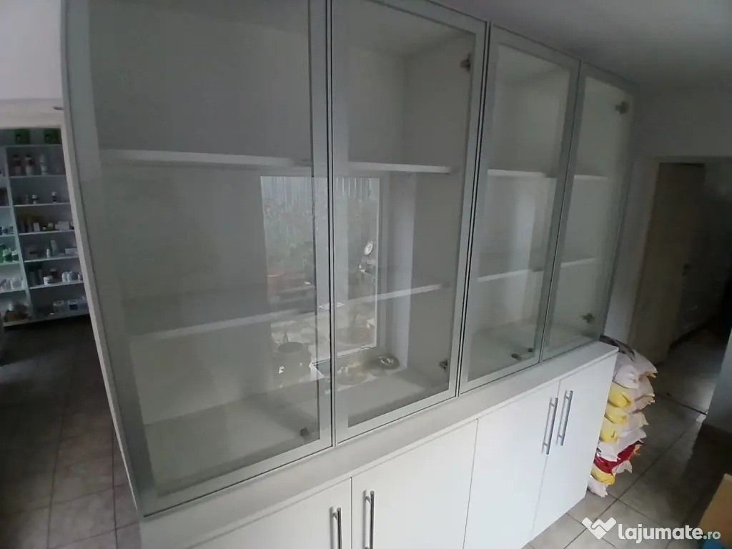 Realizam mobilier la comanda din pal 