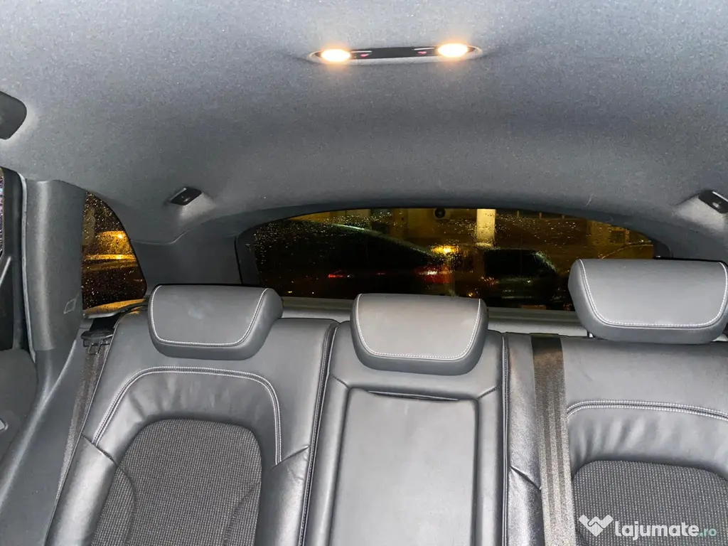 Audi Q5 / 2.0 Diesel / 2010 / S-line 