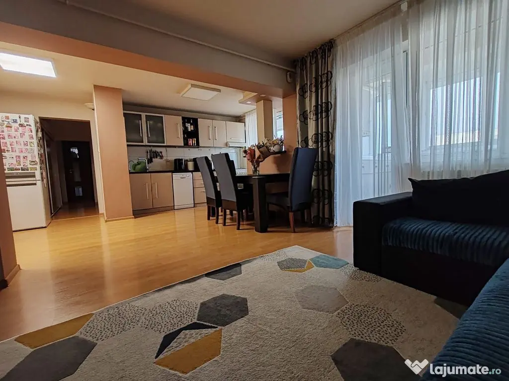 Apartament 4 camere, decomandat, Micro 20 - COMISION 0% P... 