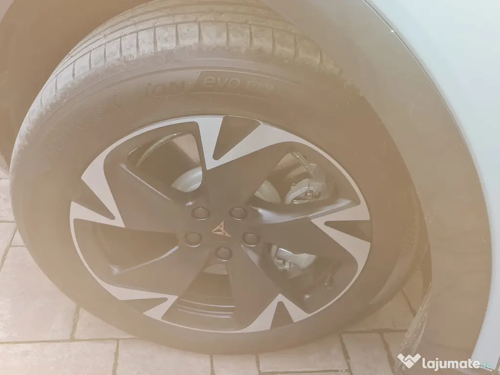 Vand anvelope noi Hankook ION Evo de vara 