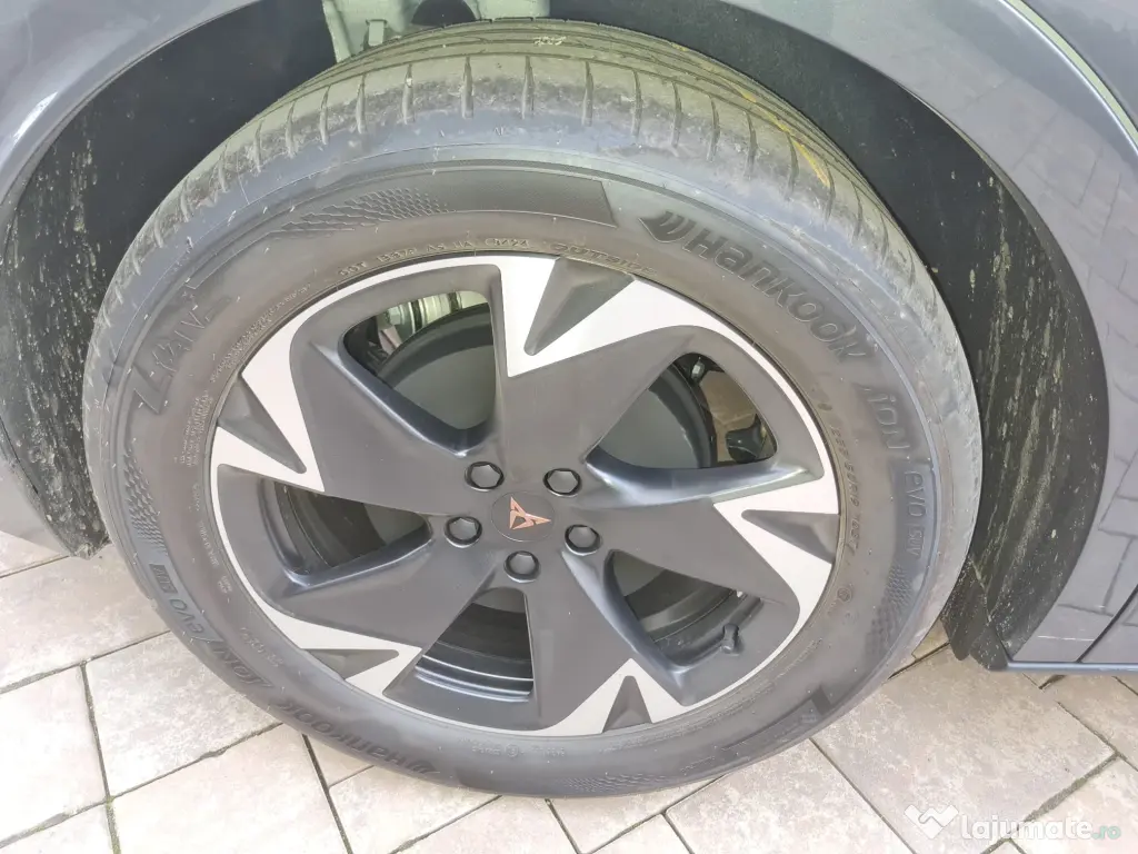 Vand anvelope noi Hankook ION Evo de vara 