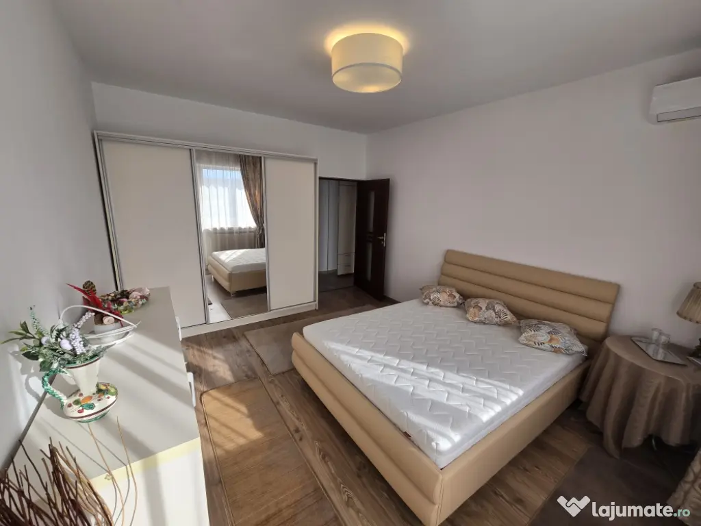 Apartament 2 camere decomandat Centru Civic