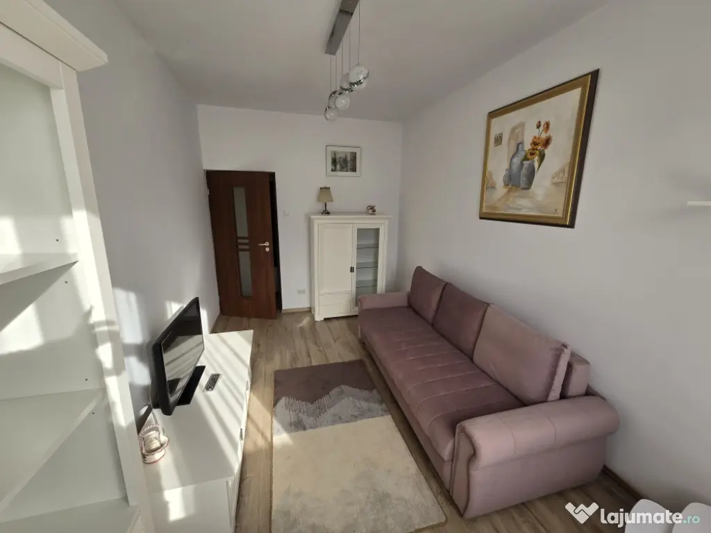 Apartament 2 camere decomandat Centru Civic