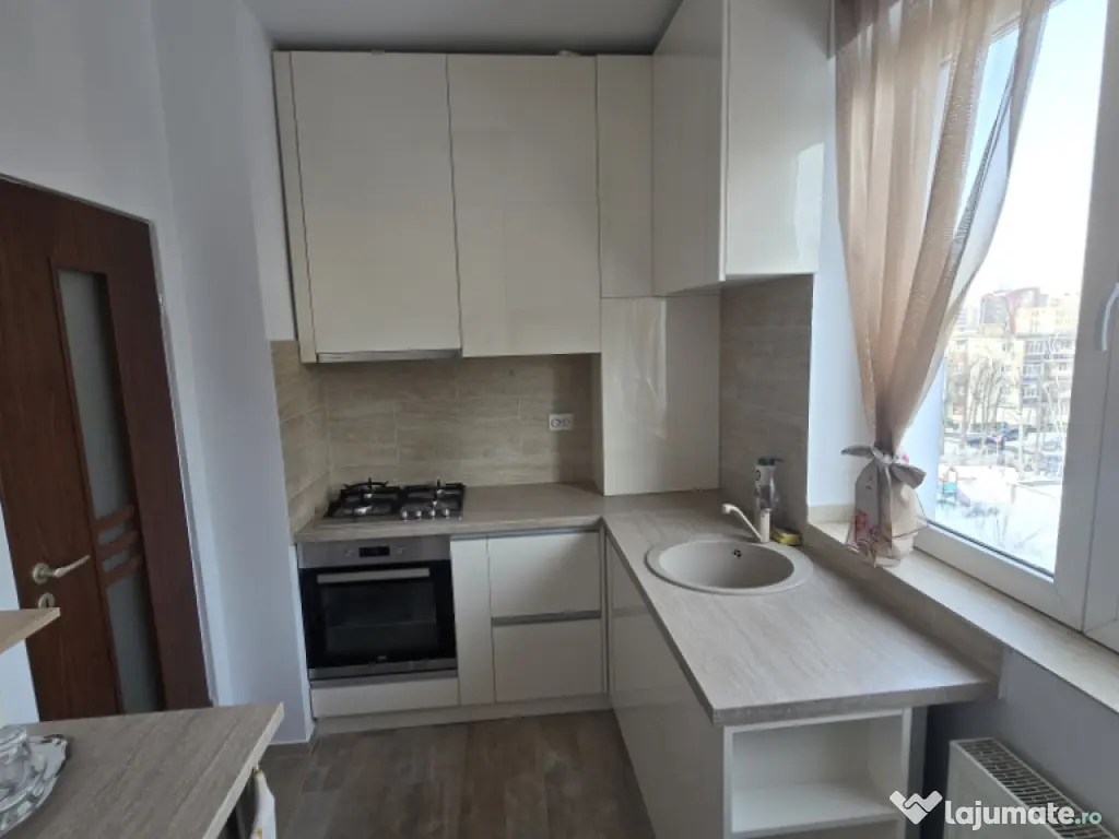 Apartament 2 camere decomandat Centru Civic
