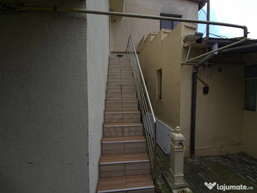 Spațiu comercial P+1 Zona Coiciu si Casă individuală ren