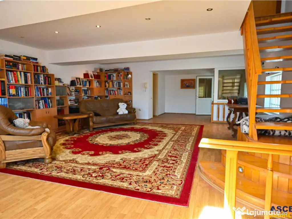 FILM3D!Casa arhitectura flexibila:2 unitati,500mp teren,locu 