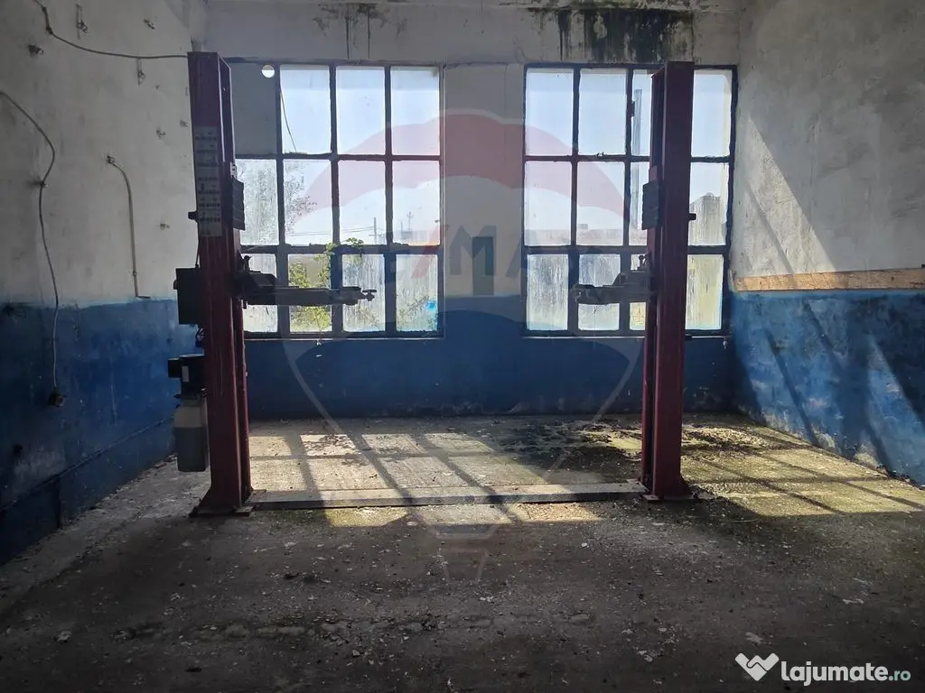Spațiu industrial 15435 mp. de vânzare in Tinca. 