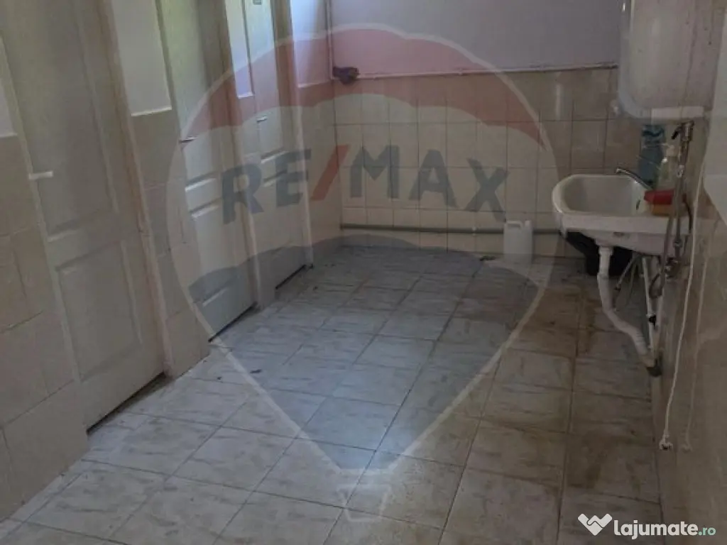 Spațiu industrial 15435 mp. de vânzare in Tinca. 