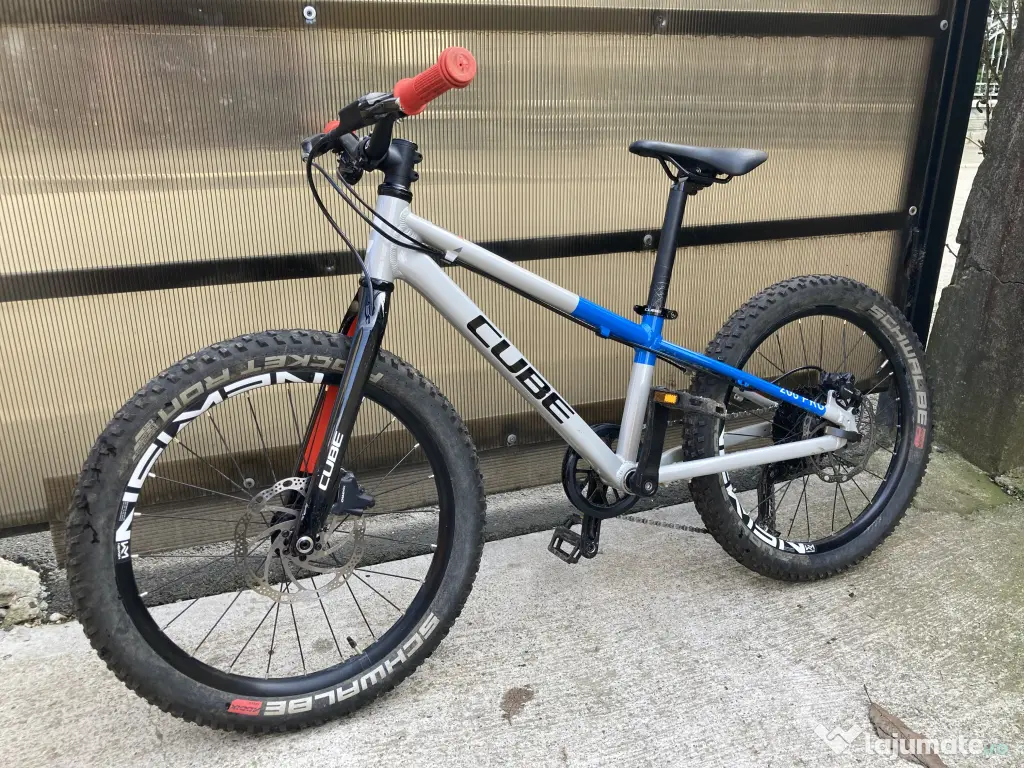 De vanzare bicicleta copii Cube Reaction 200 Pro