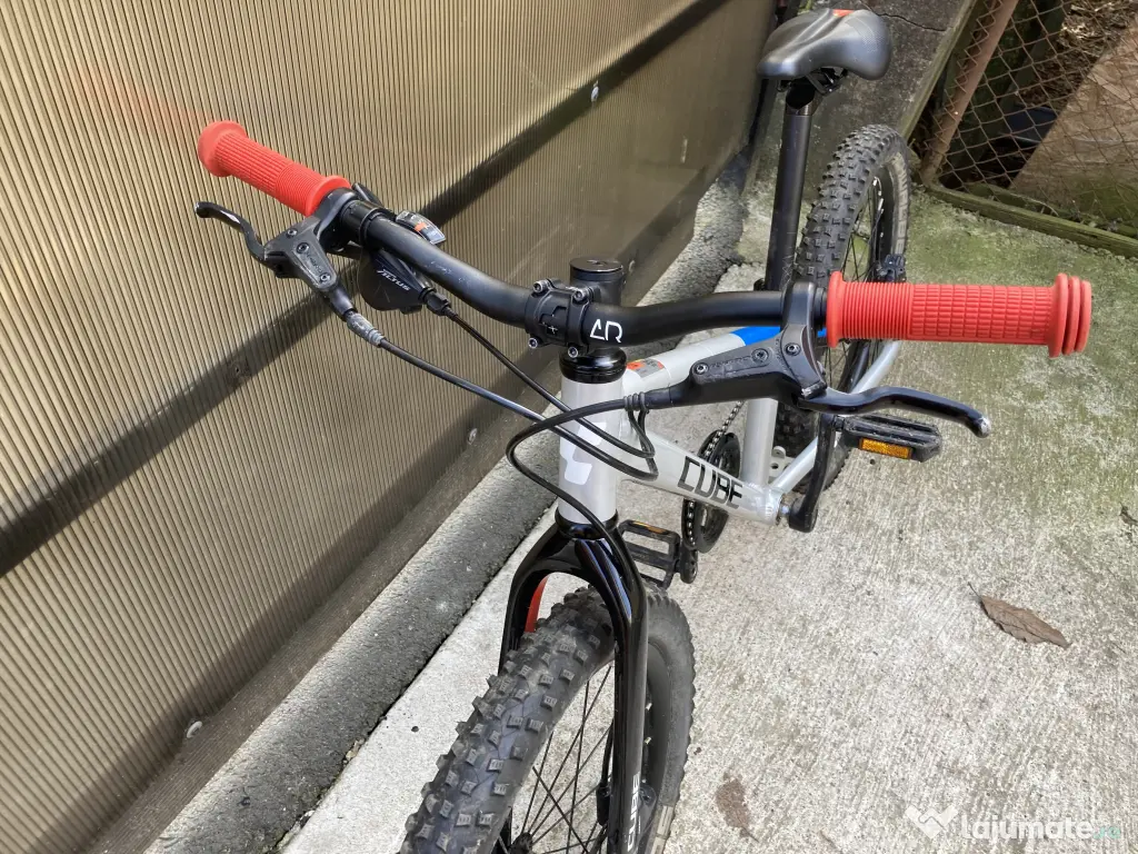 De vanzare bicicleta copii Cube Reaction 200 Pro