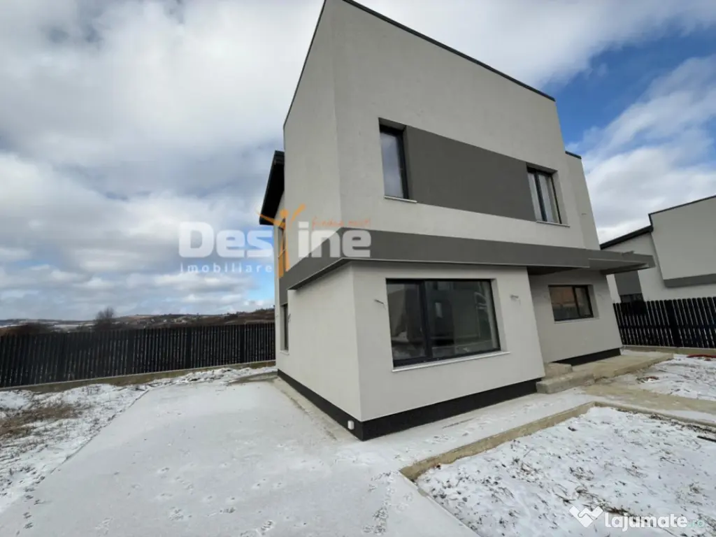 Casa individuala cu etaj, 4 camere, teren 396 mp, drum priva 