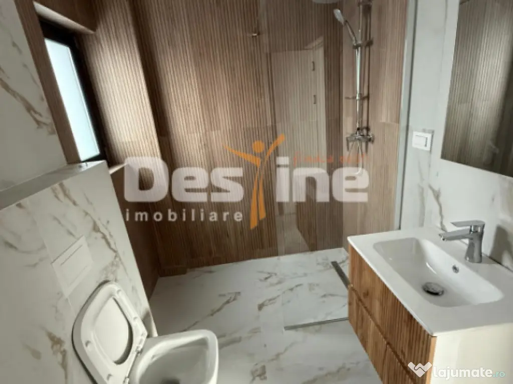 Casa individuala cu etaj, 4 camere, teren 396 mp, drum priva 