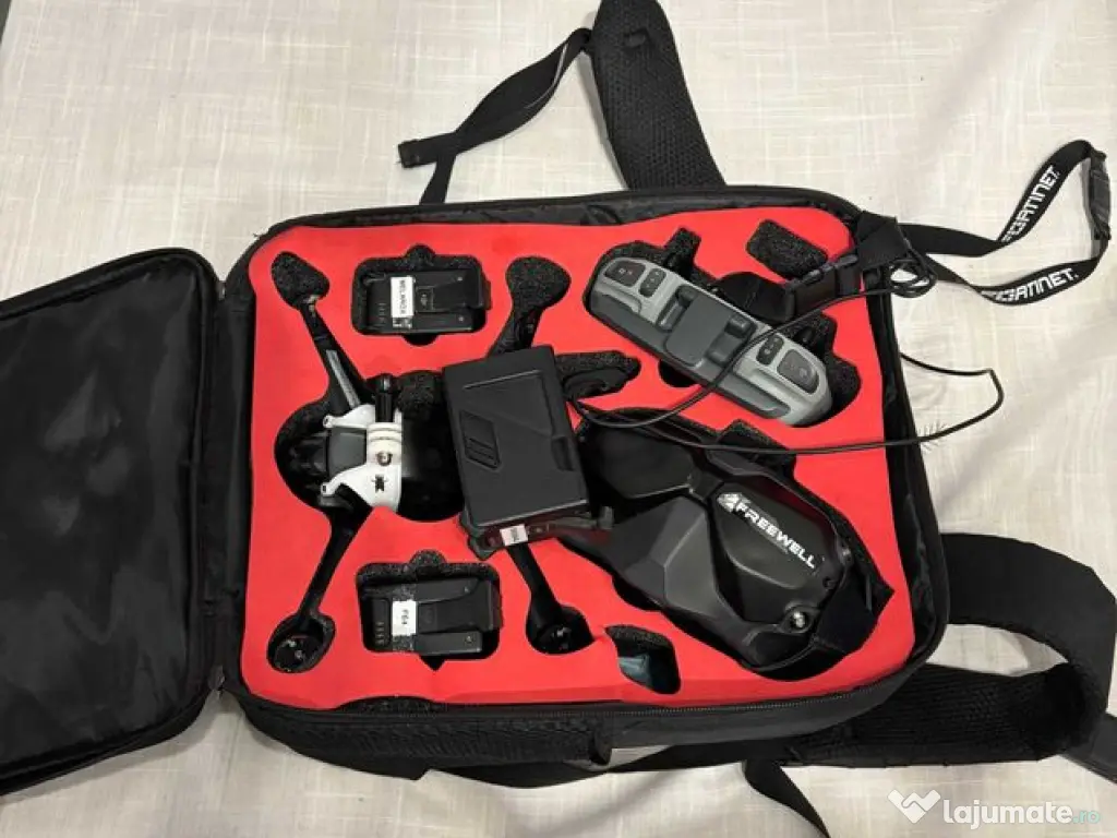 DJI FPV Combo Pachet complet + 3 acumulatori