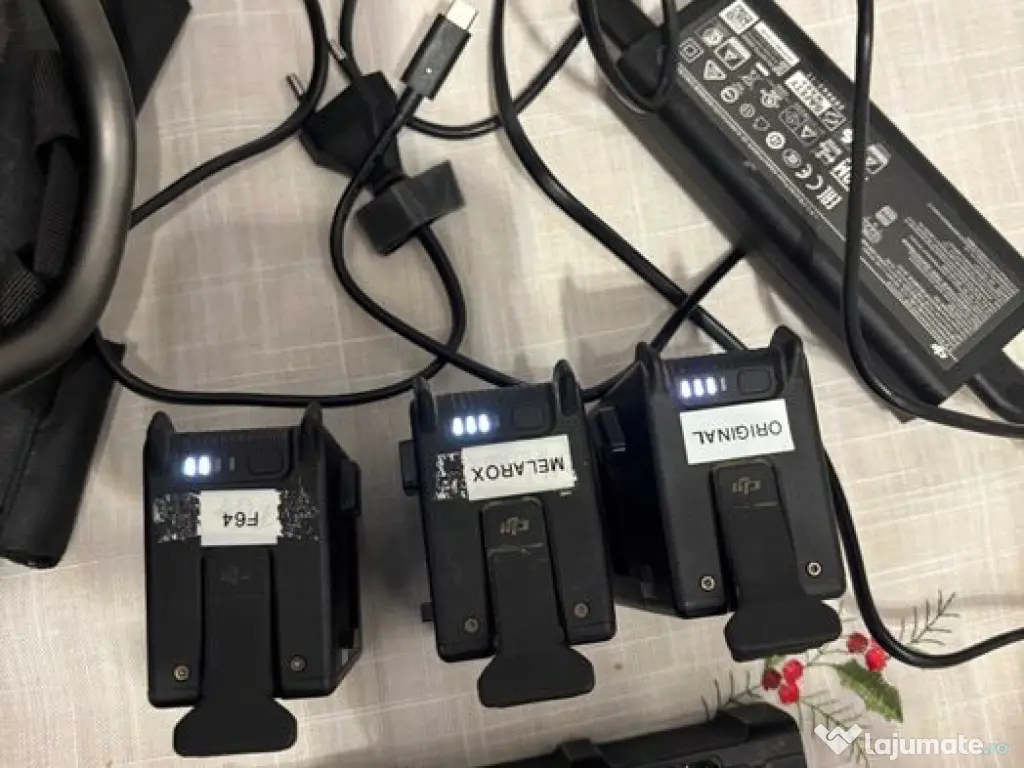 DJI FPV Combo Pachet complet + 3 acumulatori