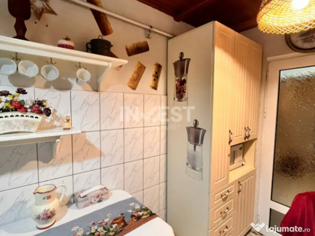 Apartament de vanzare, 3 camere, decomandat, zona Gara, Iasi 