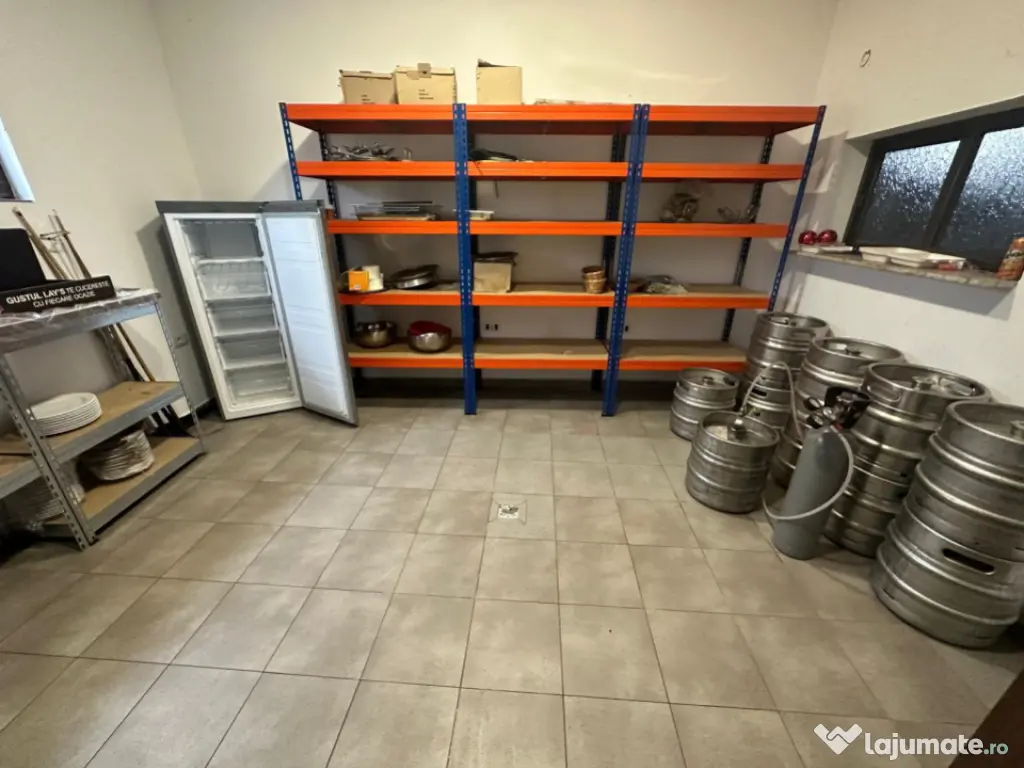 Casa 240 mp utili, 5000 mp teren + afacere la cheie, restaur