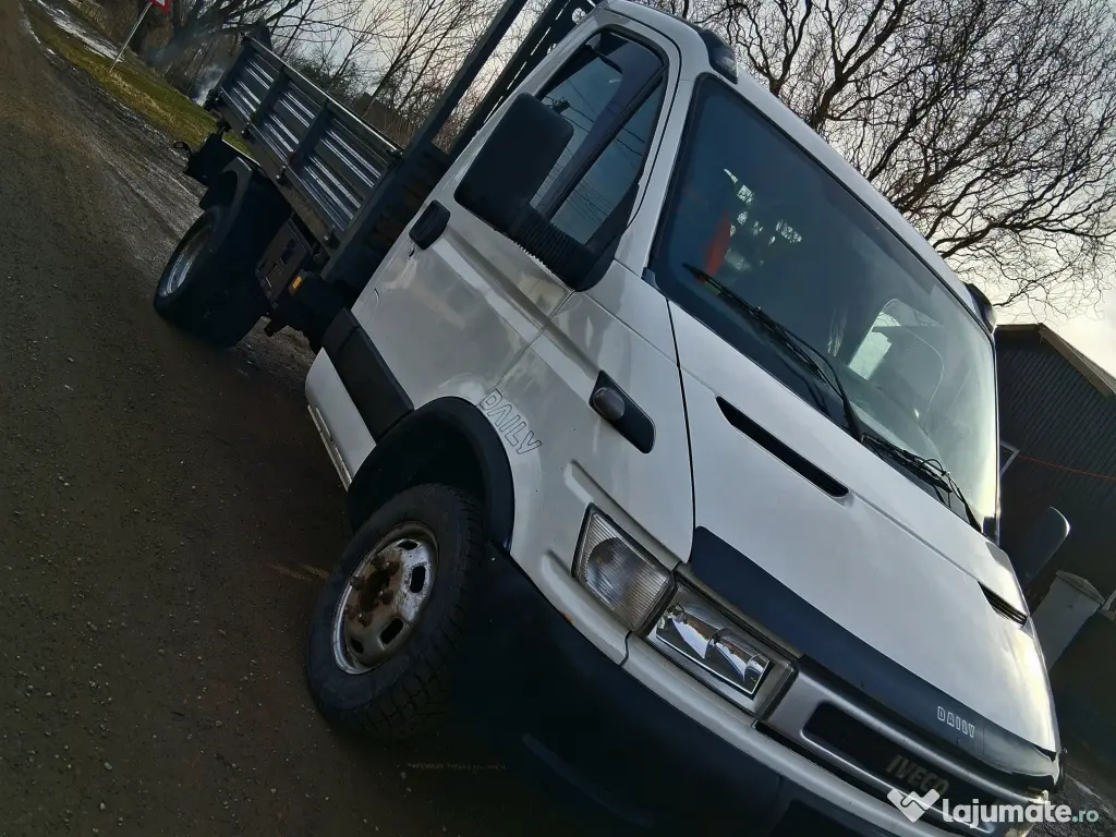 Vând iveco daily basculabil
