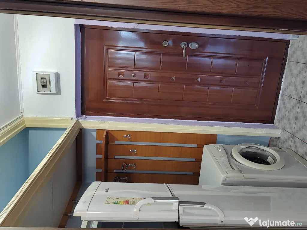 Proprietar Vând Garsoniera Piața Moghioroș