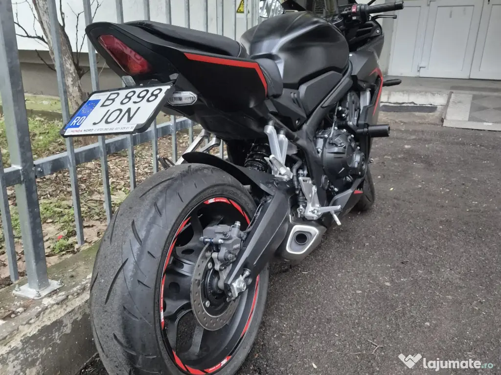 Motocicleta Honda CBR 650R an 2025