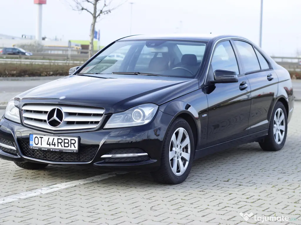 Mercedes-Benz C200 (W204)