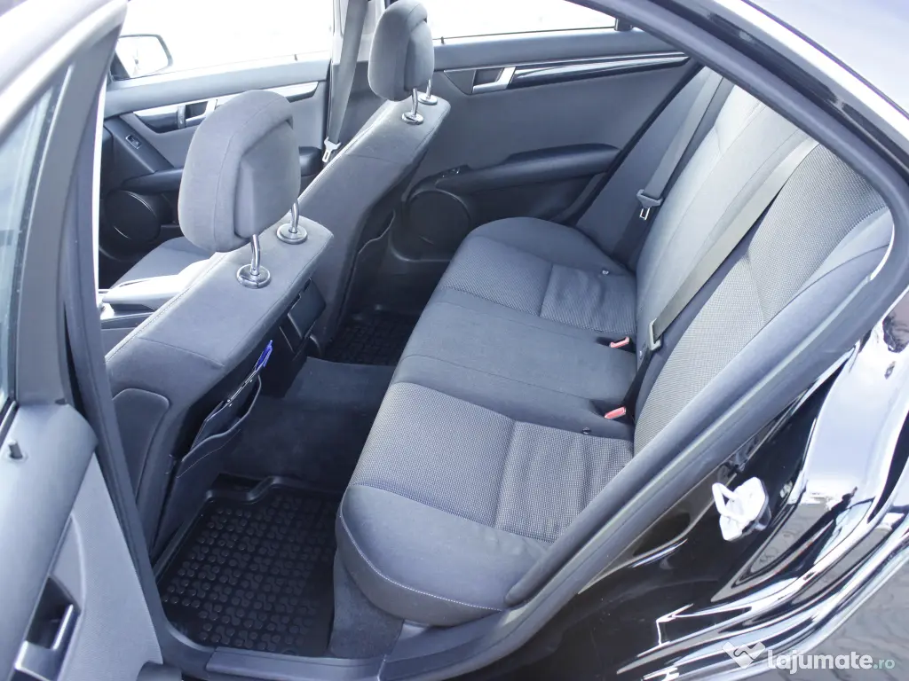 Mercedes-Benz C200 (W204)