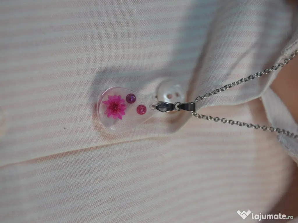 Lantisor cu pandantiv