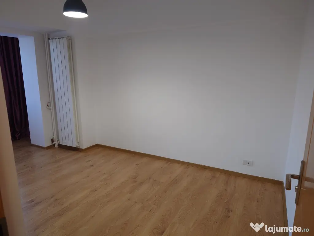 Apartament 4 camere decomandat (metrou IZVOR)