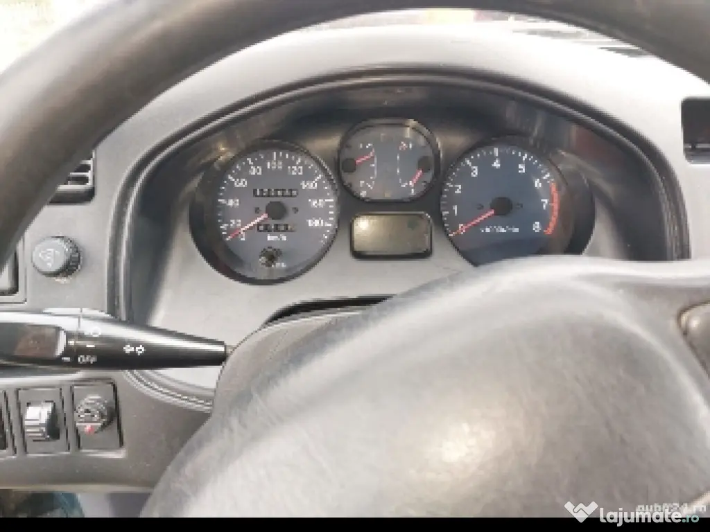 Vand Toyota RAV 4x4, pret negociabil