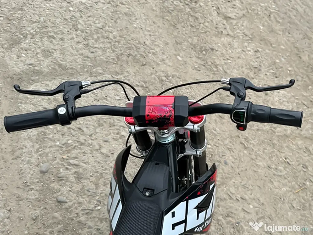 Motocicleta electrica Kinderauto Motobike 35 1500W 48V roti 14/12 RED 