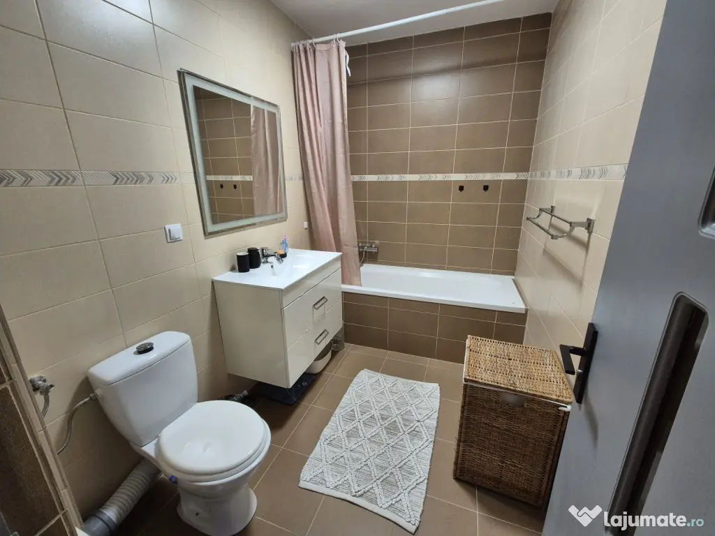 Apartament 3 camere Str. Stejarului Florești 