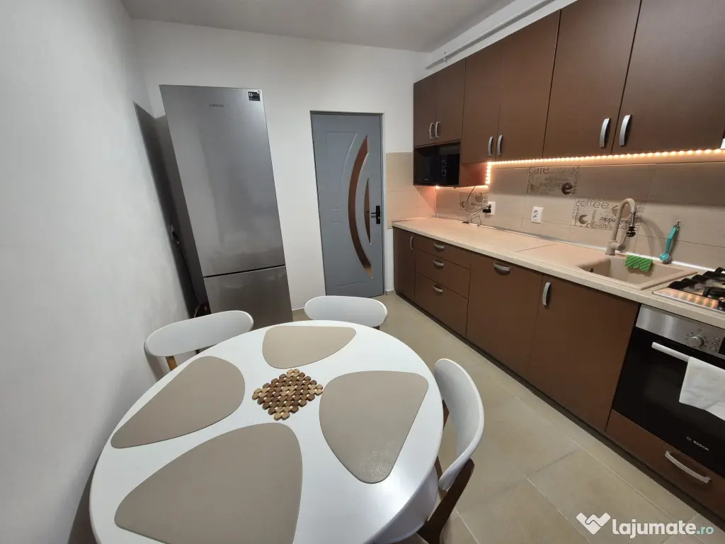 Apartament 3 camere Str. Stejarului Florești 