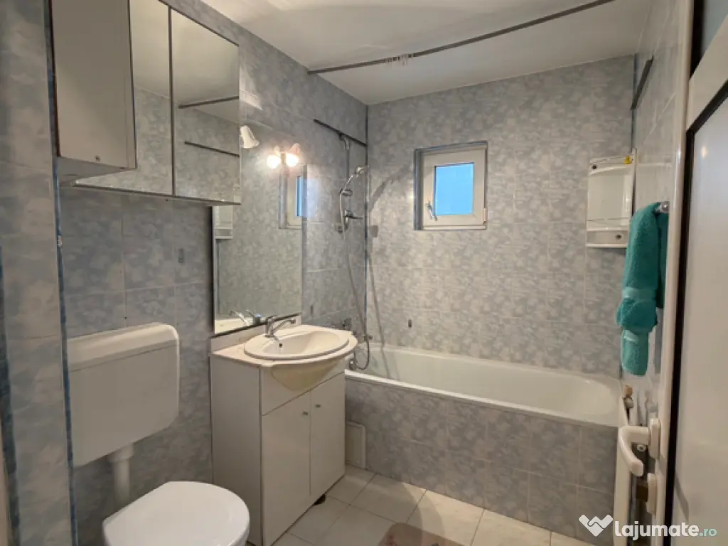 Apartament 2 camere, Zona Tolstoi, decomandat, 2 balcoane