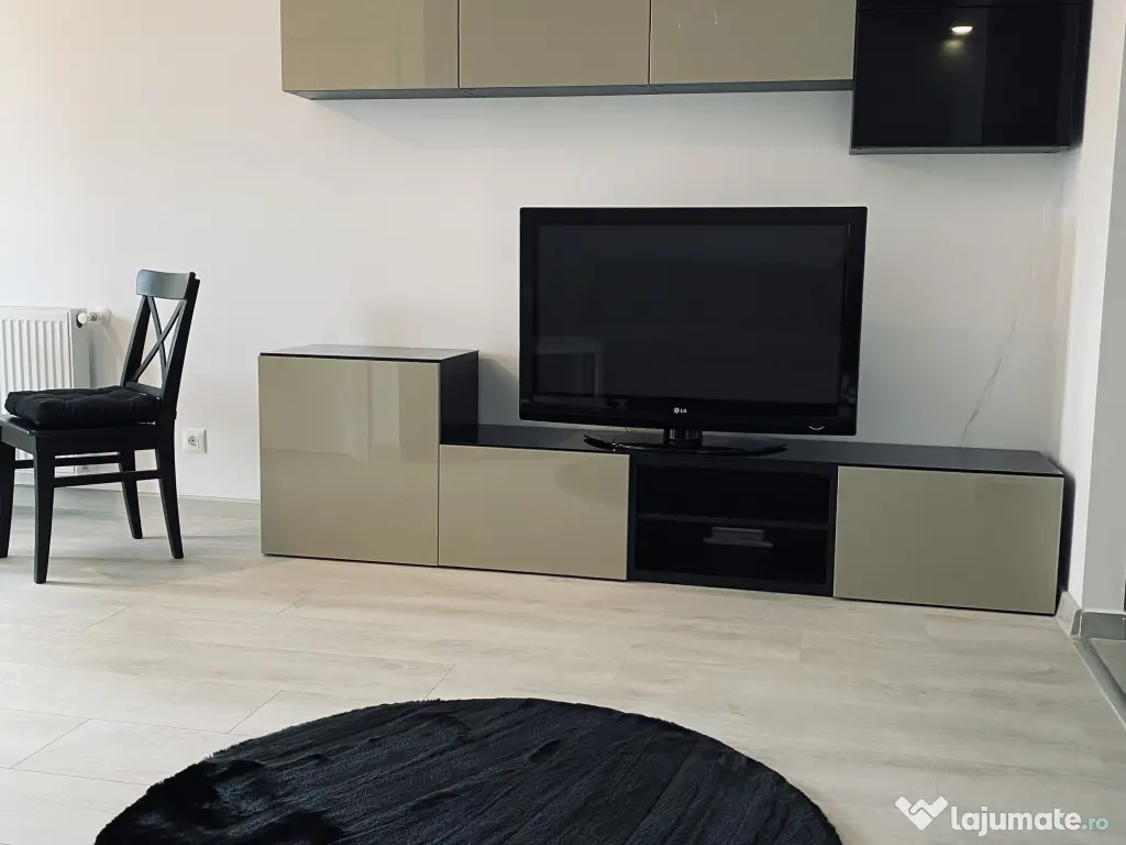 Garsoniera Hills Pallady 