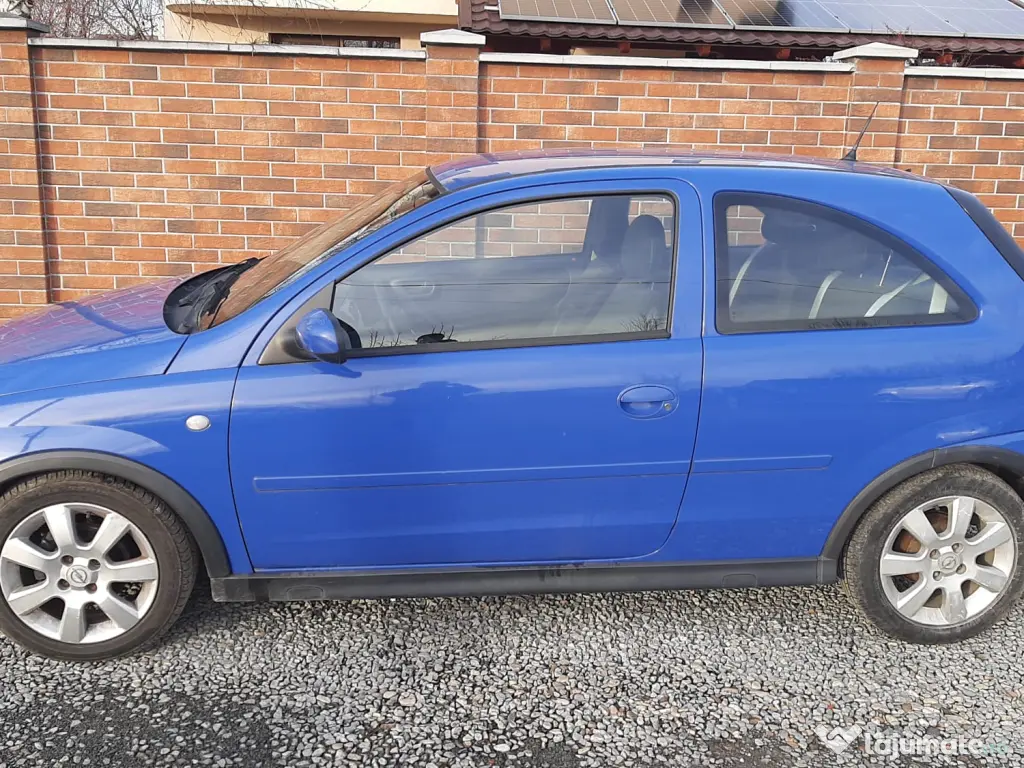 De vânzare Opel Corsa C benzină cutie automată 