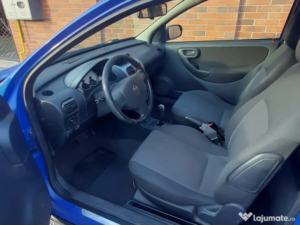 De vânzare Opel Corsa C benzină cutie automată 