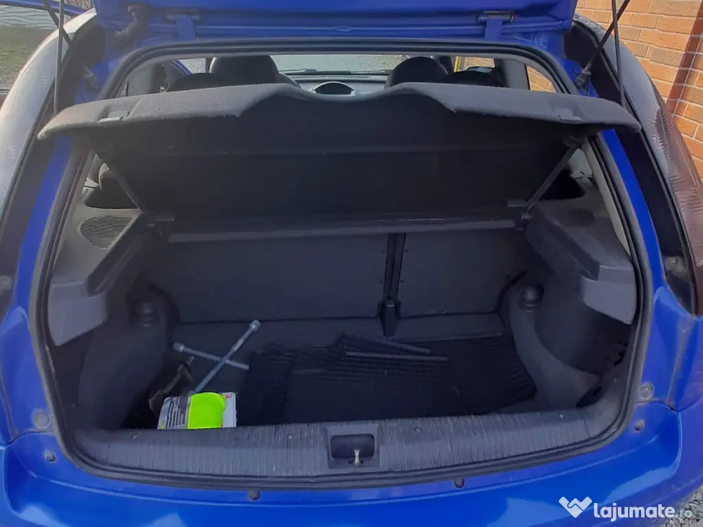 De vânzare Opel Corsa C benzină cutie automată 