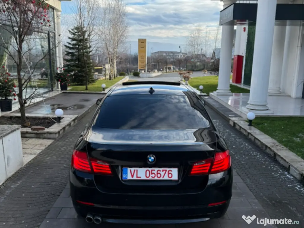 2012 BMW 530d xDrive 258 CP Navi, Piele,Trapa