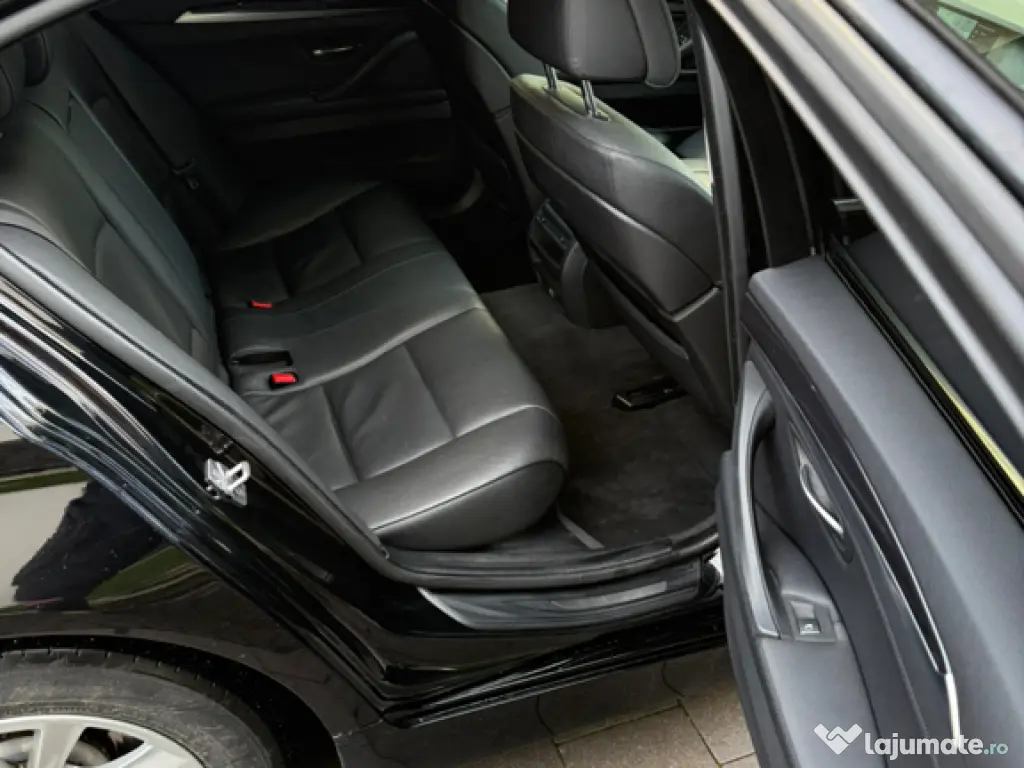 2012 BMW 530d xDrive 258 CP Navi, Piele,Trapa