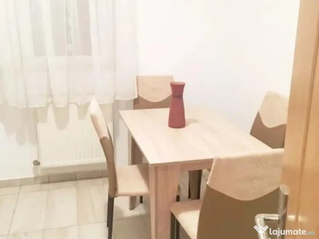 Apartament 2 Camere Zona Tractorul parcare 