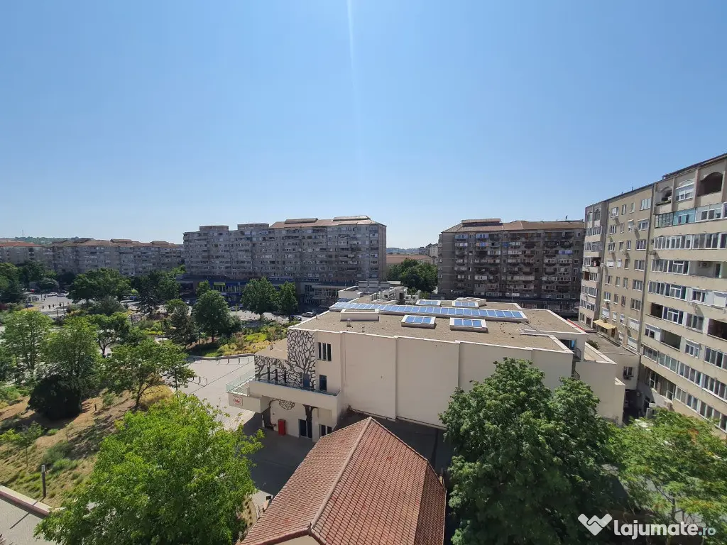 Apartament 3 camere,75mp,decomandat,Rogerius,et.7/9,dublă orientare 