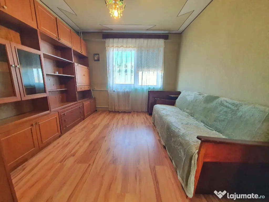 Apartament 3 camere,75mp,decomandat,Rogerius,et.7/9,dublă orientare 