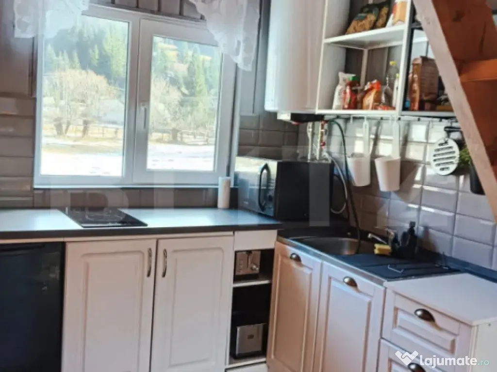 Vând Cabană Chic Arieșeni – Design Modern & Tradiție,