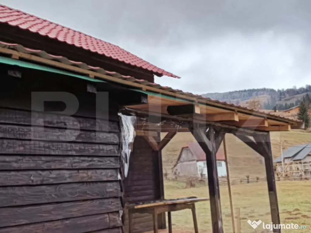 Vând Cabană Chic Arieșeni – Design Modern & Tradiție,