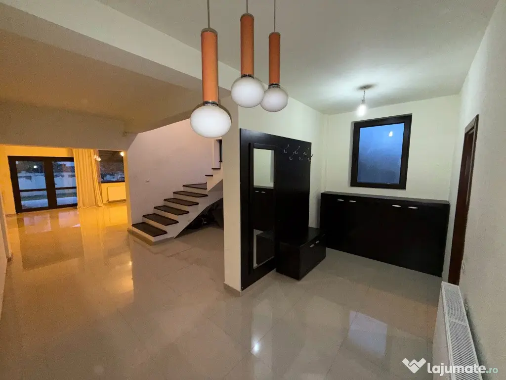 Vila individuala P+1E,5 camere,4 bai,Comuna Berceni Ilfov langa Lidl