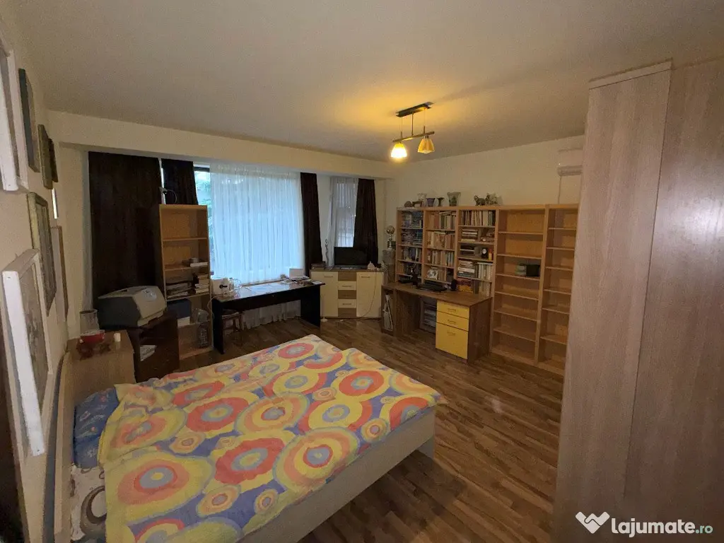 Vila individuala P+1E,5 camere,4 bai,Comuna Berceni Ilfov langa Lidl