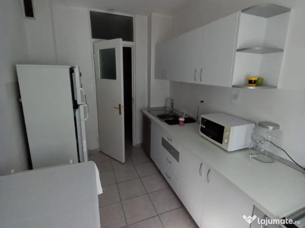 Apartament 2 camere langa statia de metrou Stefan cel Mare