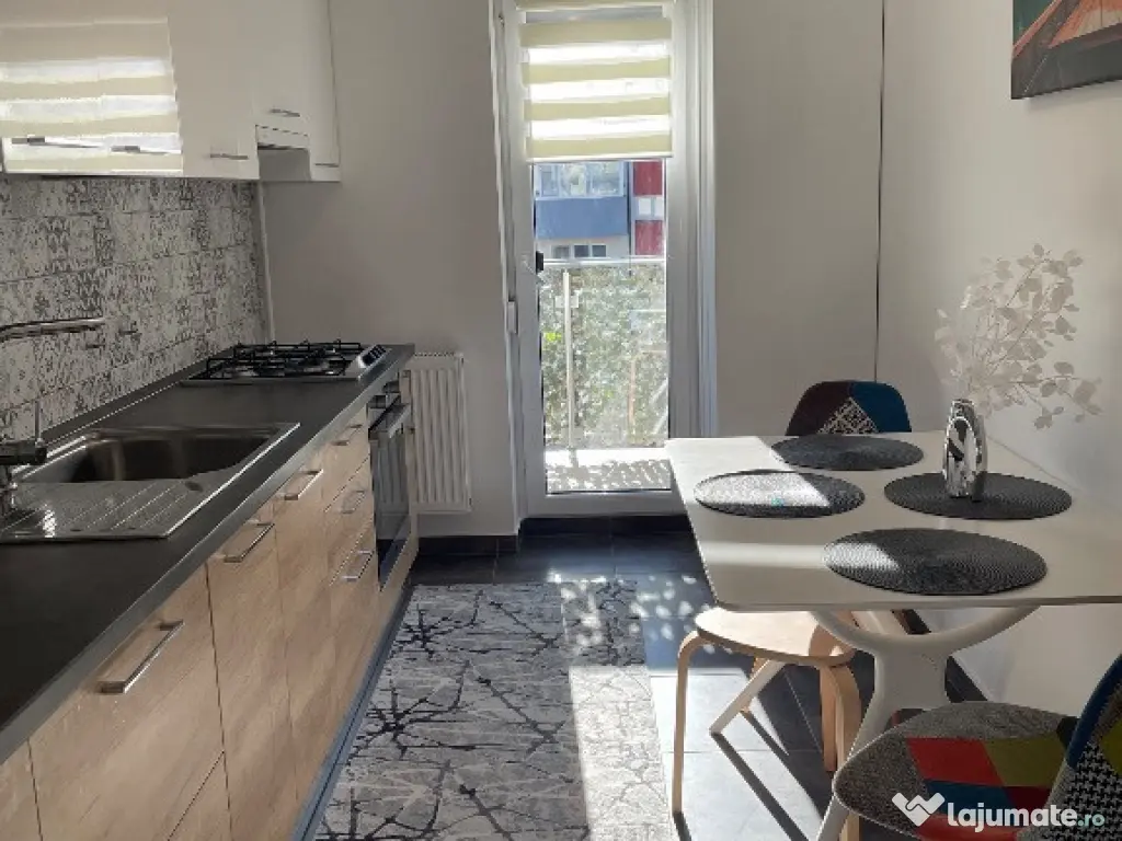Apartament 2 camere, decomandat, complet mobilat utilat Biruinței 