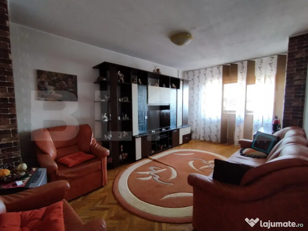 Apartament 4 camere, 84 mp, zona Păcurari 