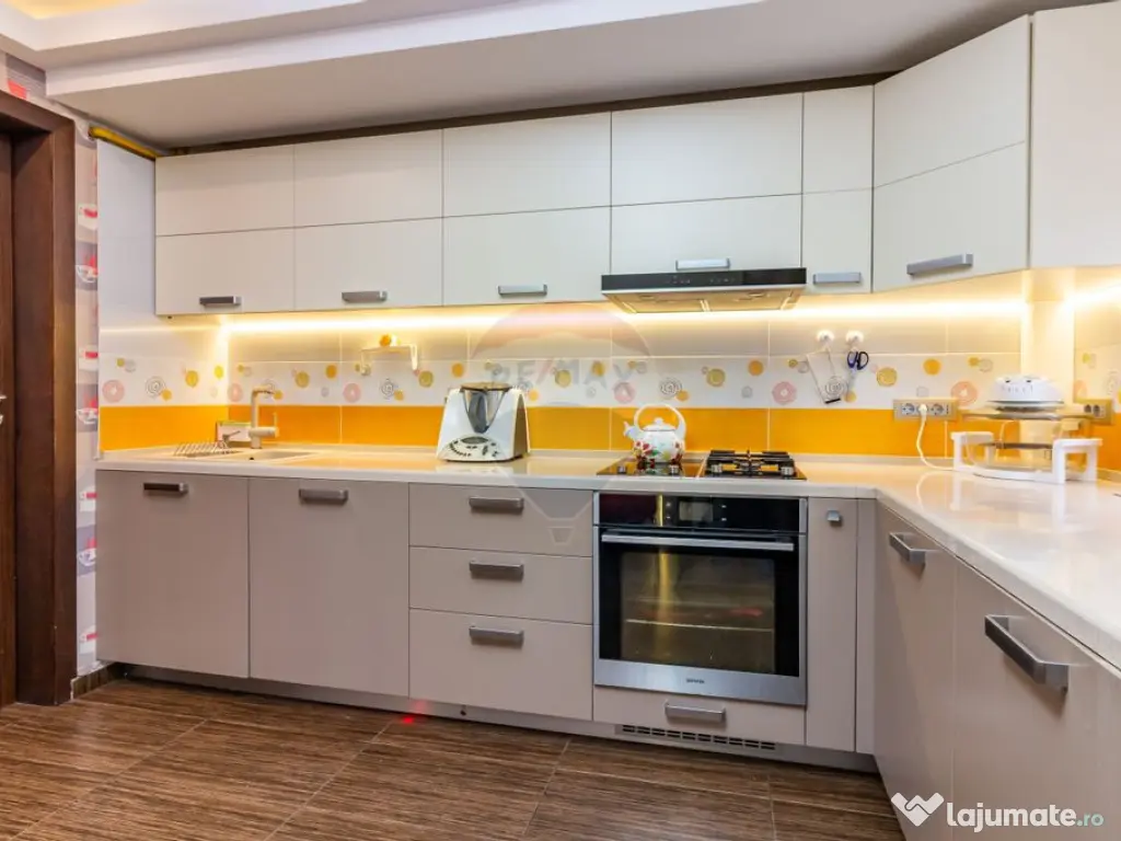 Apartament special | 137.36mp utili | 143mp utili totali ... 